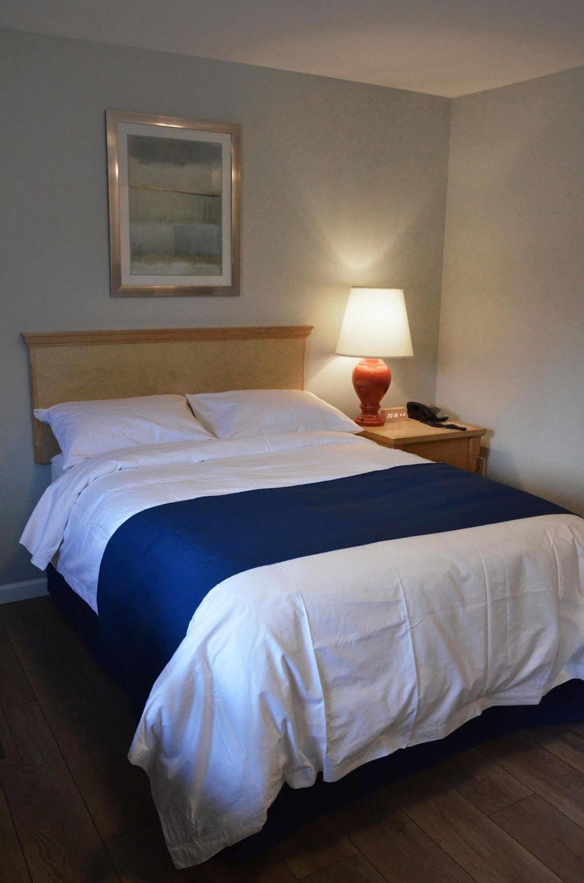 Knights Inn Merritt Extérieur photo